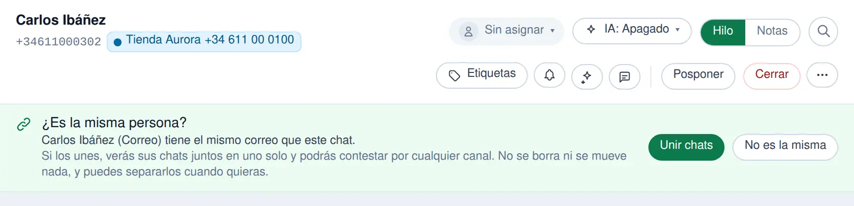 El aviso «¿Es la misma persona?» sobre el hilo de Carlos Ibáñez, con los botones Unir chats y No es la misma